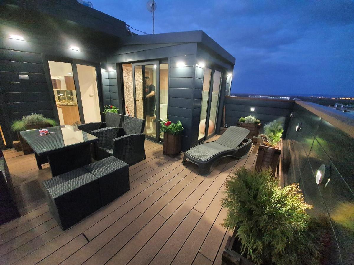 Ferienwohnung Penthouse Lux Belgrad Exterior foto